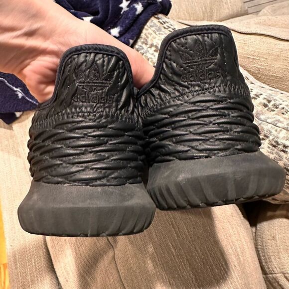 Adidas tubular triple black. Size 10 main image 8